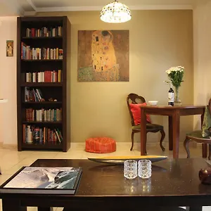 https://tiffanys-apartment.in-canary-islands.com